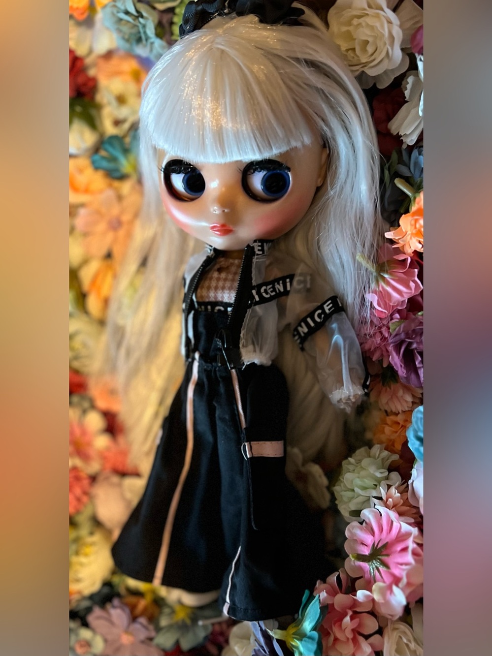 OOAK BLYTHE ICY DBS CERTIFIED DOLL.